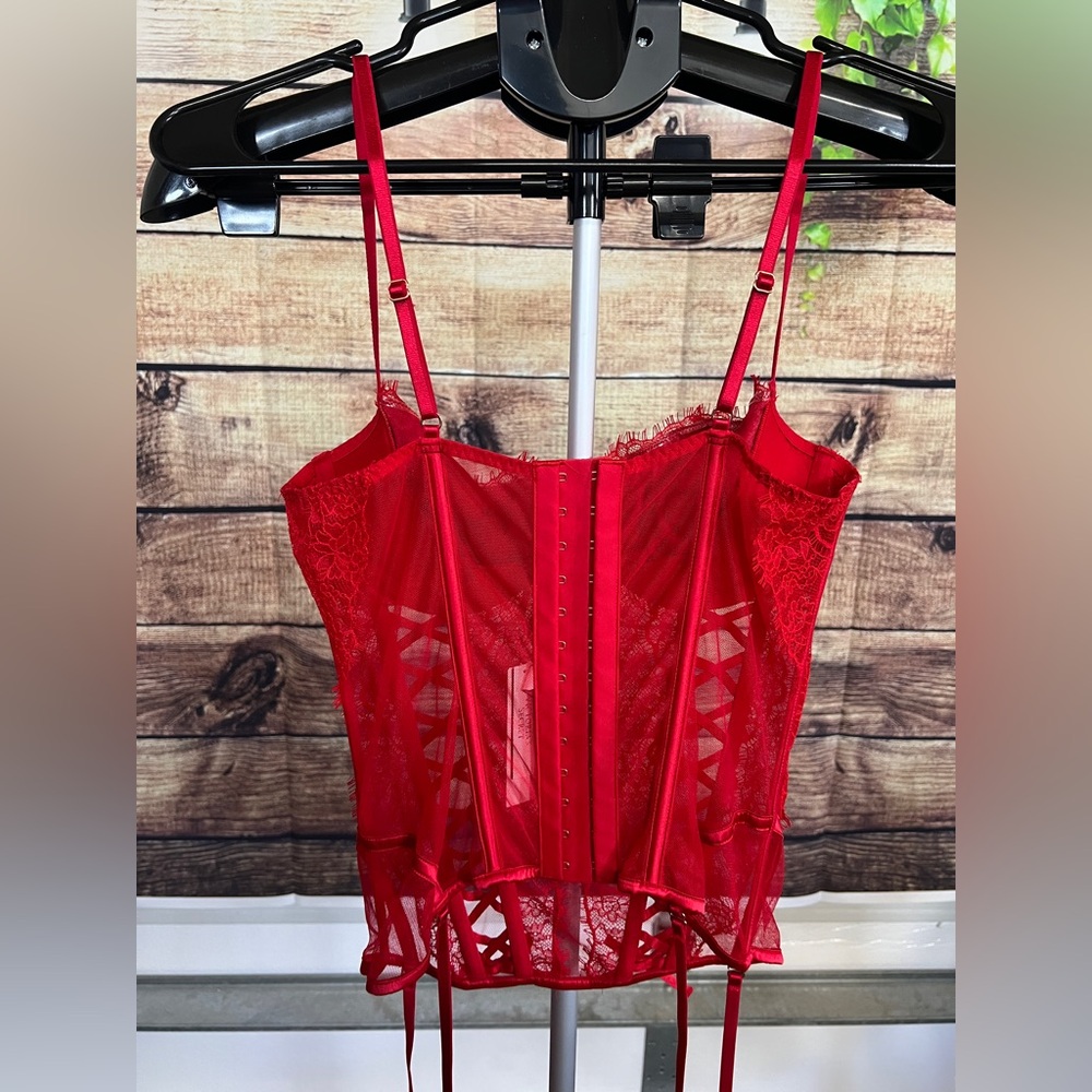 Victorias Secret Red Corset Top Size Medium NWT - Picture 5 of 11